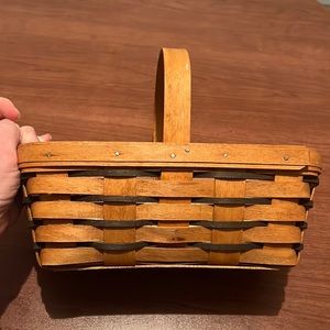 Vintage Longaberger 1994 basket with protector